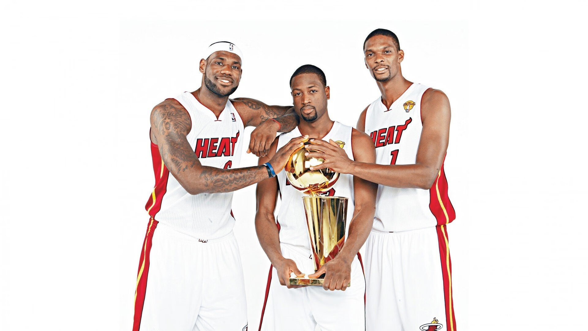 霍勒迪称团队协作是击败强队的保障，霍勒迪最佳阵容